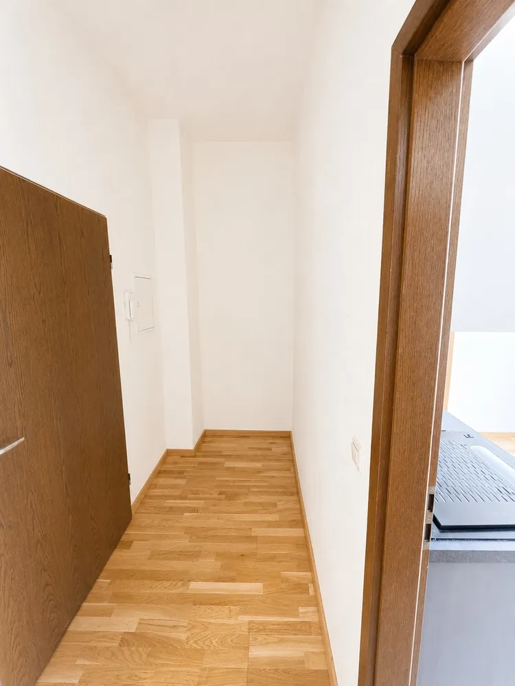 2 Zimmer Wohnung mit 52 m² in Halle (Saale) – Bild 6