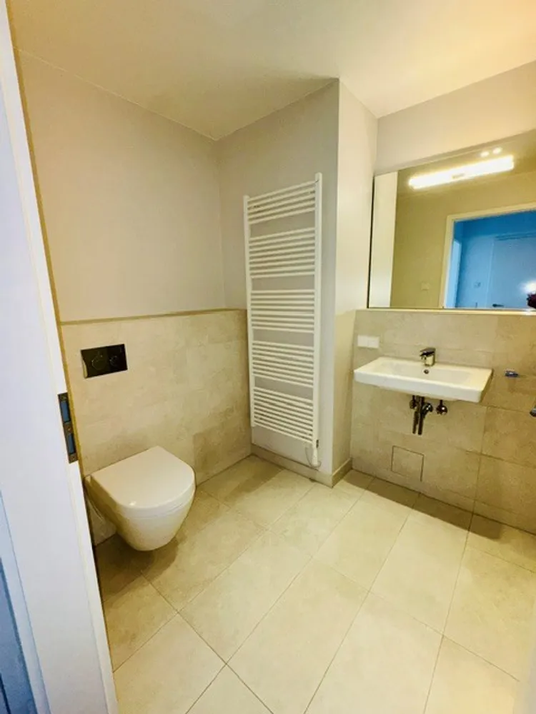2 Zimmer Wohnung mit 55 m² in Düsseldorf – Bild 6