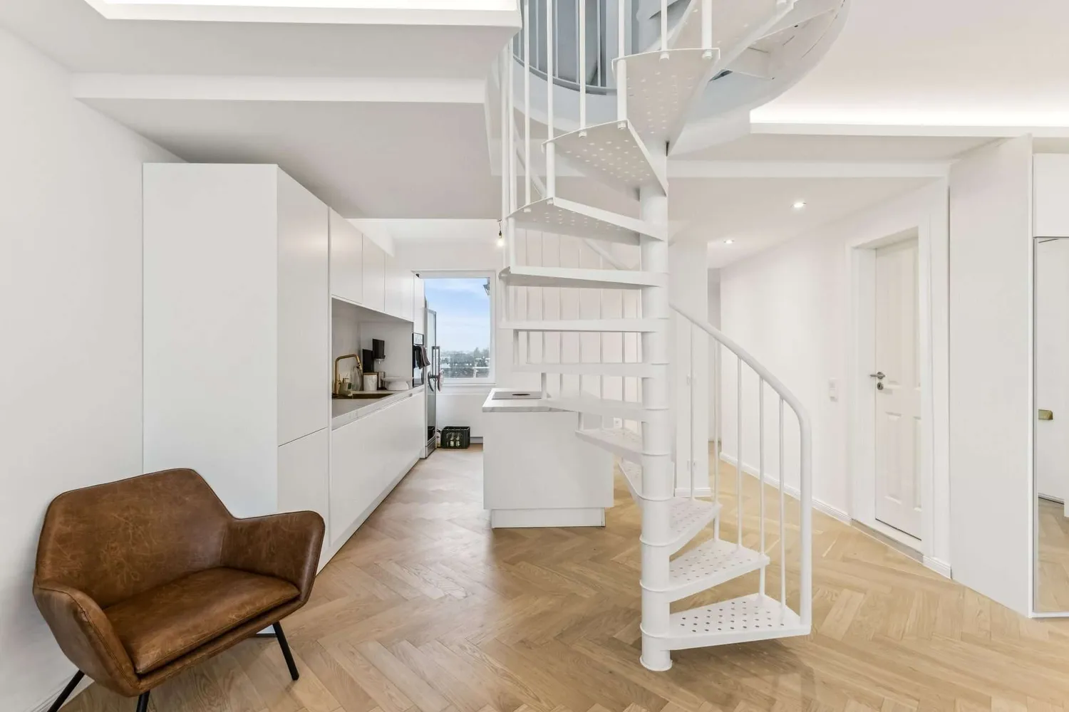 3 Zimmer Wohnung mit 121 m² in Hamburg – Bild 6