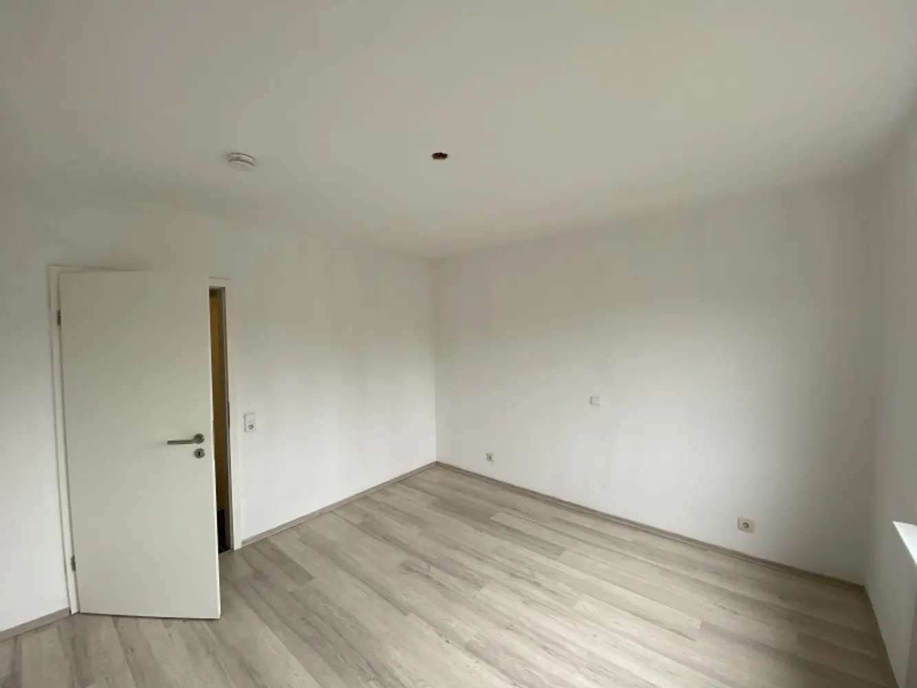 3 Zimmer Wohnung mit 75 m² in Köln – Bild 2
