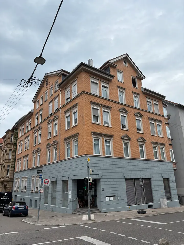 Shared room with 160 m² in Stuttgart – Photo 8