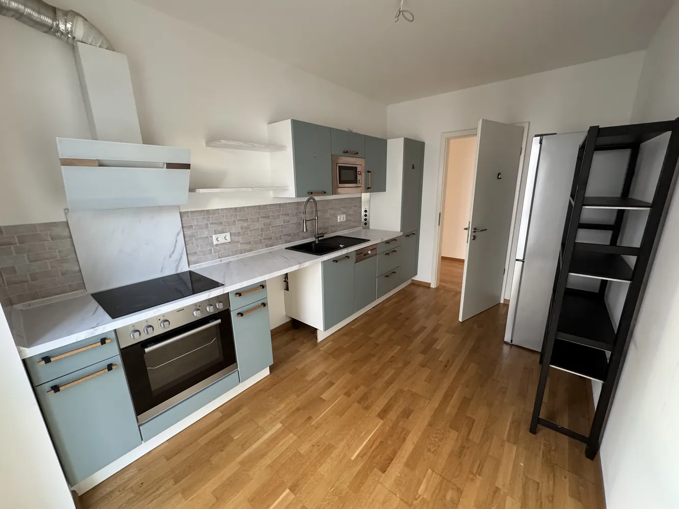2 Zimmer Wohnung mit 74 m² in Frankfurt am Main – Bild 2