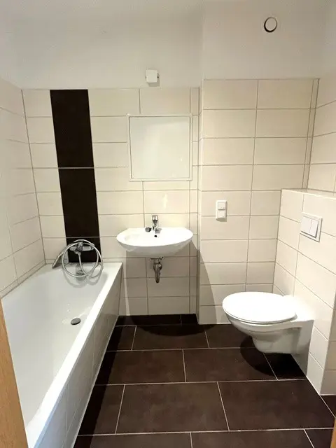 3 Zimmer Wohnung mit 58 m² in Schwerin – Bild 5