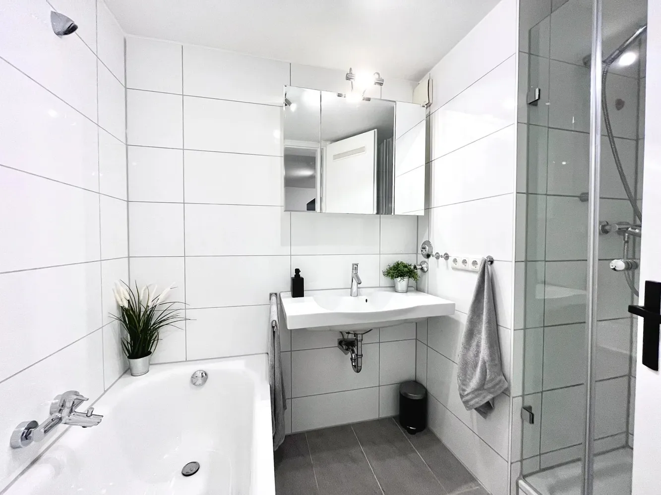 Shared room with 9 m² in Munich – Photo 6