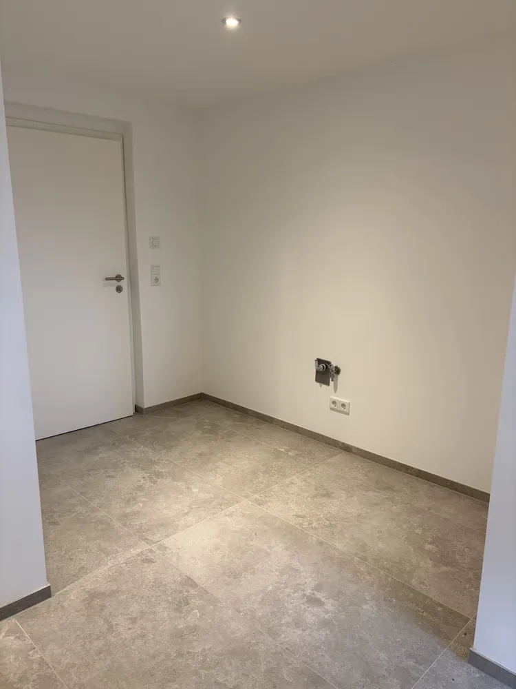 2 Zimmer Wohnung mit 73 m² in Würzburg – Bild 1