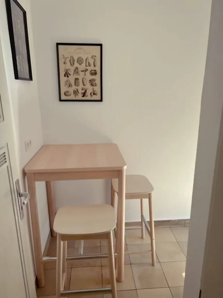 WG-Zimmer mit 25 m² in Frankfurt am Main – Bild 1