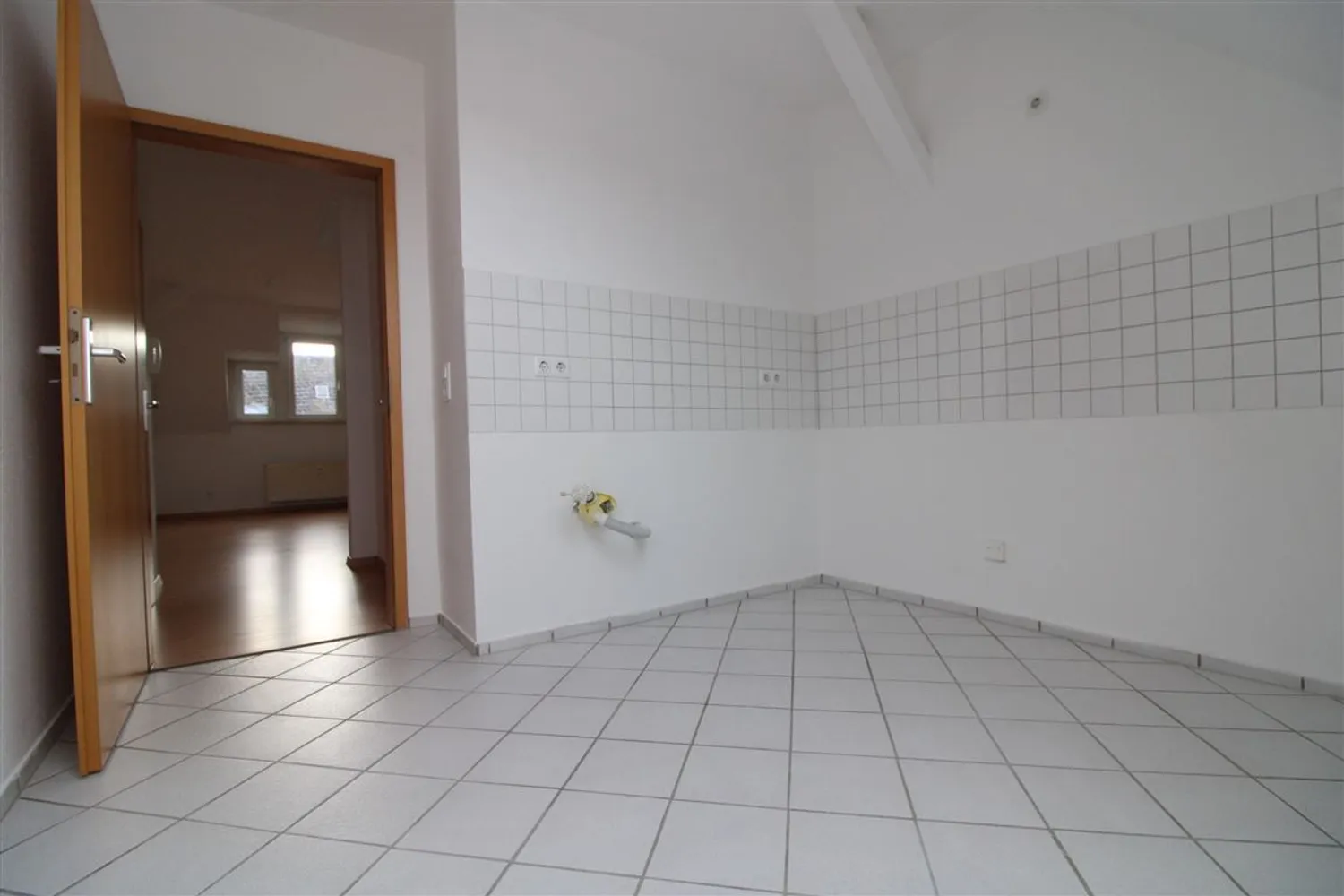 2 Zimmer Wohnung mit 39 m² in Plauen – Bild 2