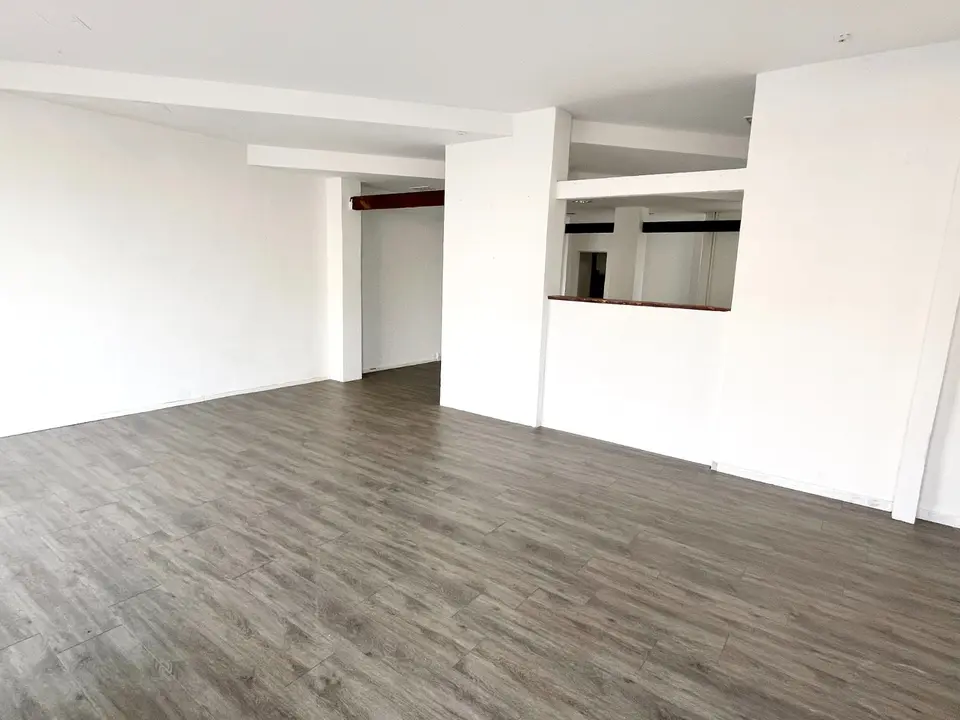 1 Zimmer Wohnung mit 96 m² in Bitterfeld-Wolfen – Bild 1