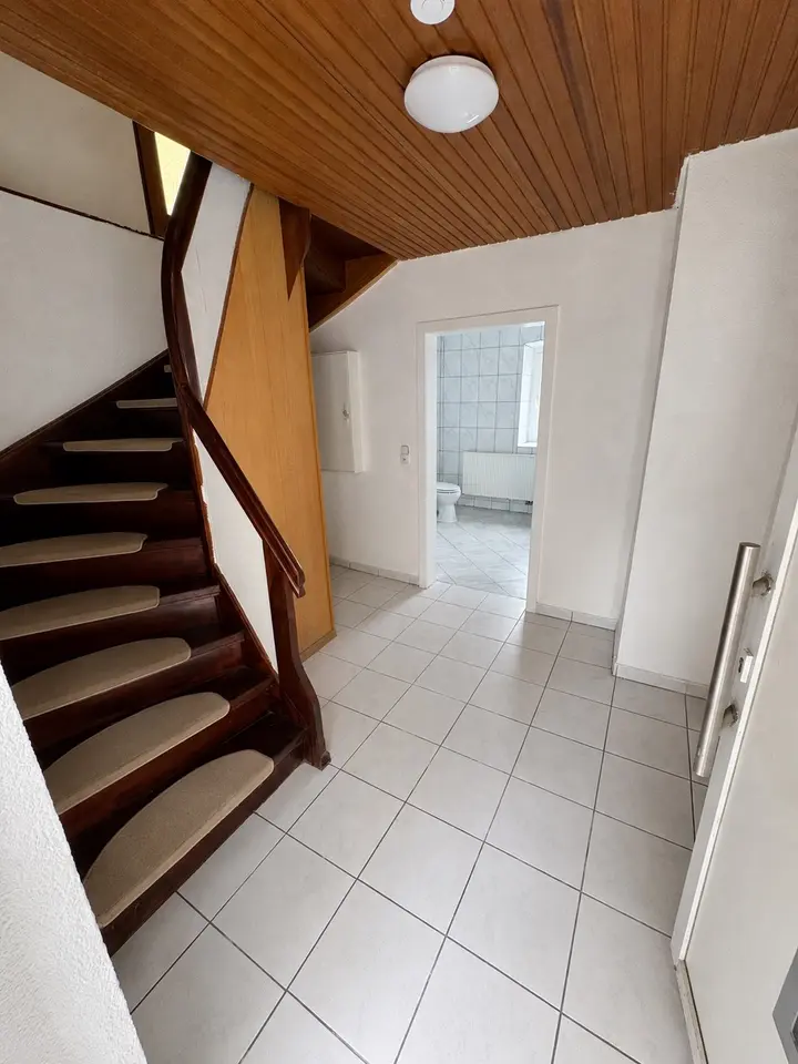 3 Zimmer Haus mit 93 m² in Siegen – Bild 3