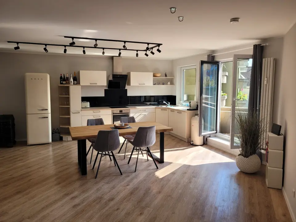 WG-Zimmer mit 80 m² in Essen – Bild 1