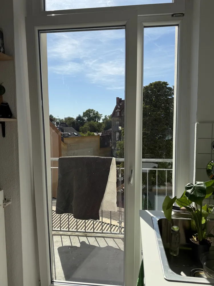 2 Zimmer Wohnung mit 60 m² in Wiesbaden – Bild 2