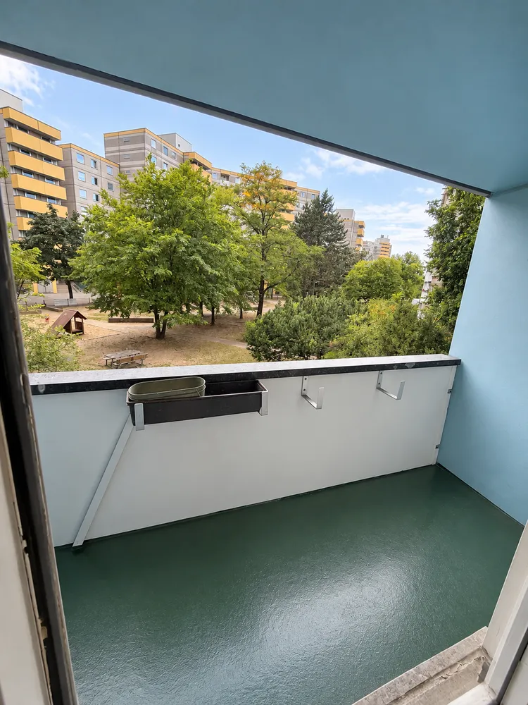 2 room apartment with 61 m² in Berlin – Photo 8