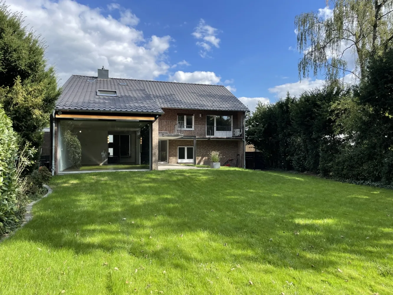 7 Zimmer Haus mit 285 m² in Krefeld – Bild 3