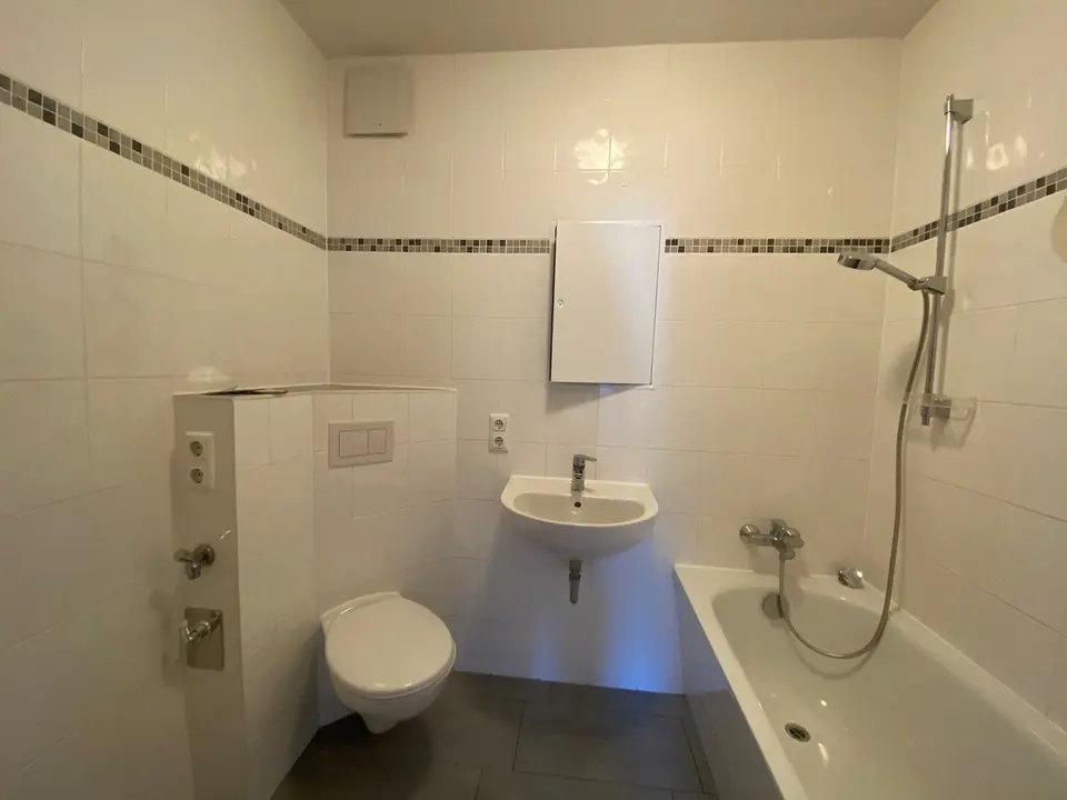 4 Zimmer Wohnung mit 68 m² in Suhl – Bild 6