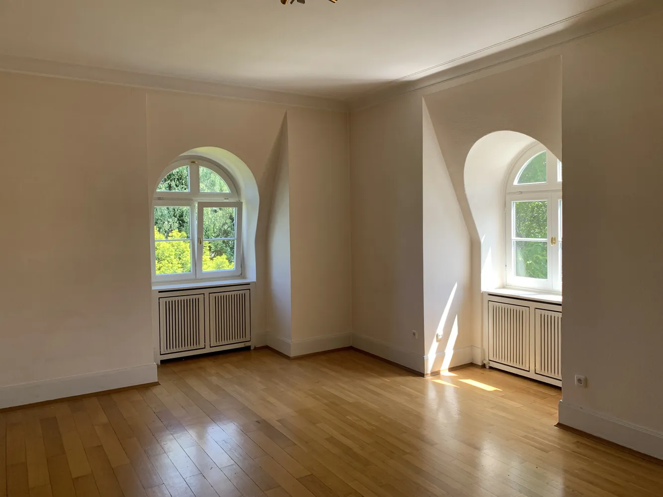 6 Zimmer Wohnung mit 232 m² in Wiesbaden – Bild 6
