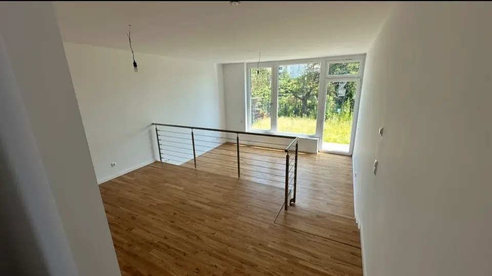 5 Zimmer Wohnung mit 150 m² in Potsdam – Bild 2