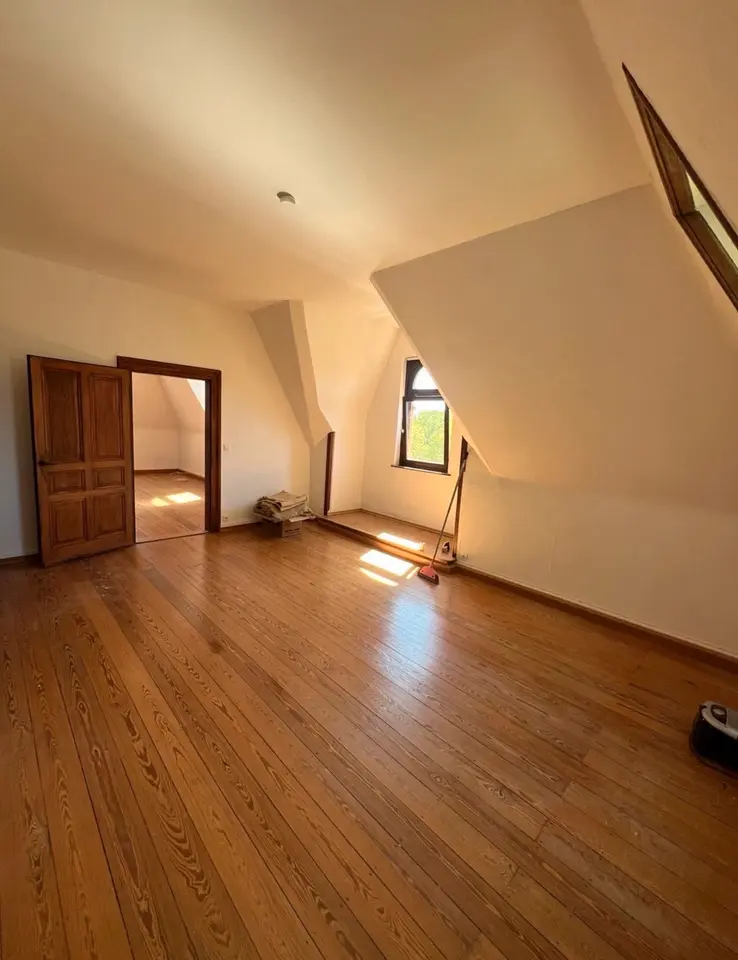 3 Zimmer Wohnung mit 110 m² in Wiesbaden – Bild 4