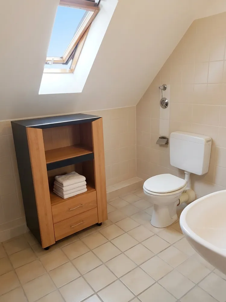 1 Zimmer Wohnung mit 72 m² in Wiesbaden – Bild 10