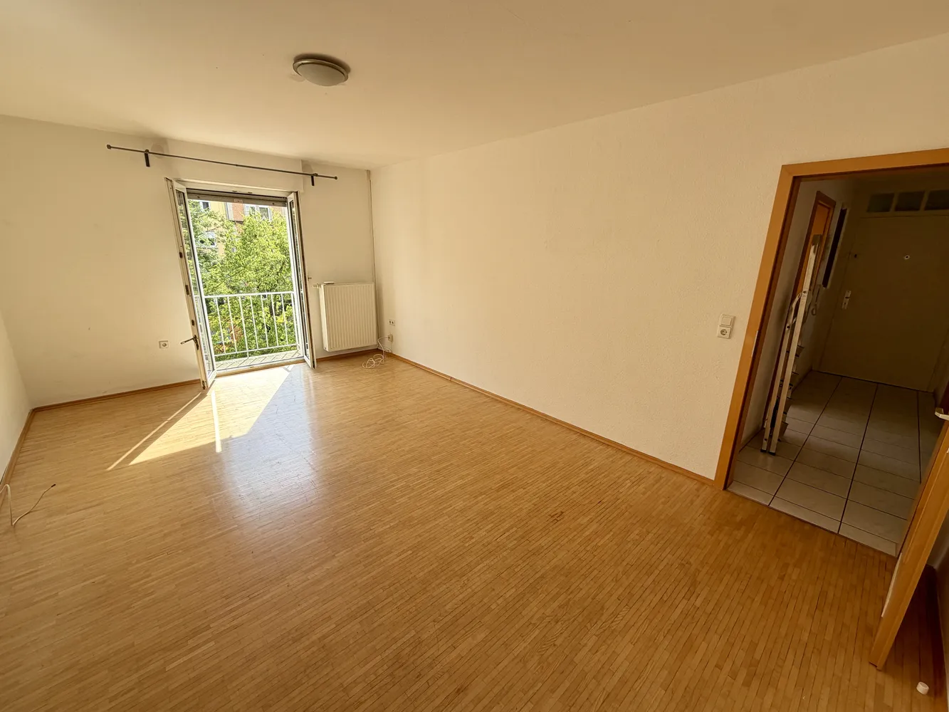 2 Zimmer Wohnung mit 68 m² in Karlsruhe – Bild 2