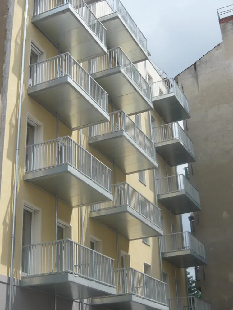 3 Zimmer Wohnung mit 107 m² in Berlin – Bild 1