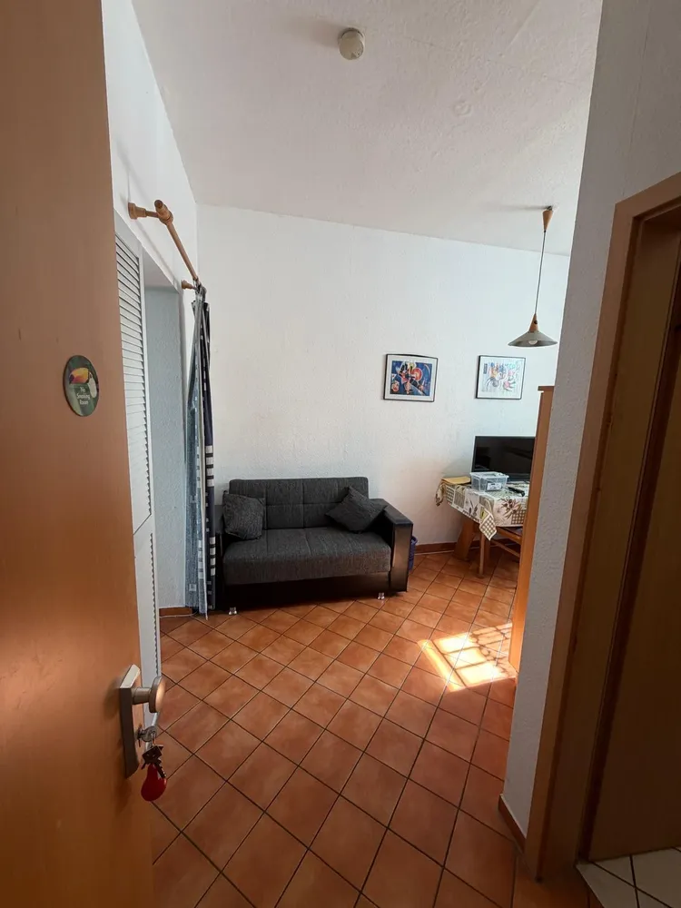 1 Zimmer Wohnung mit 30 m² in Köln – Bild 2