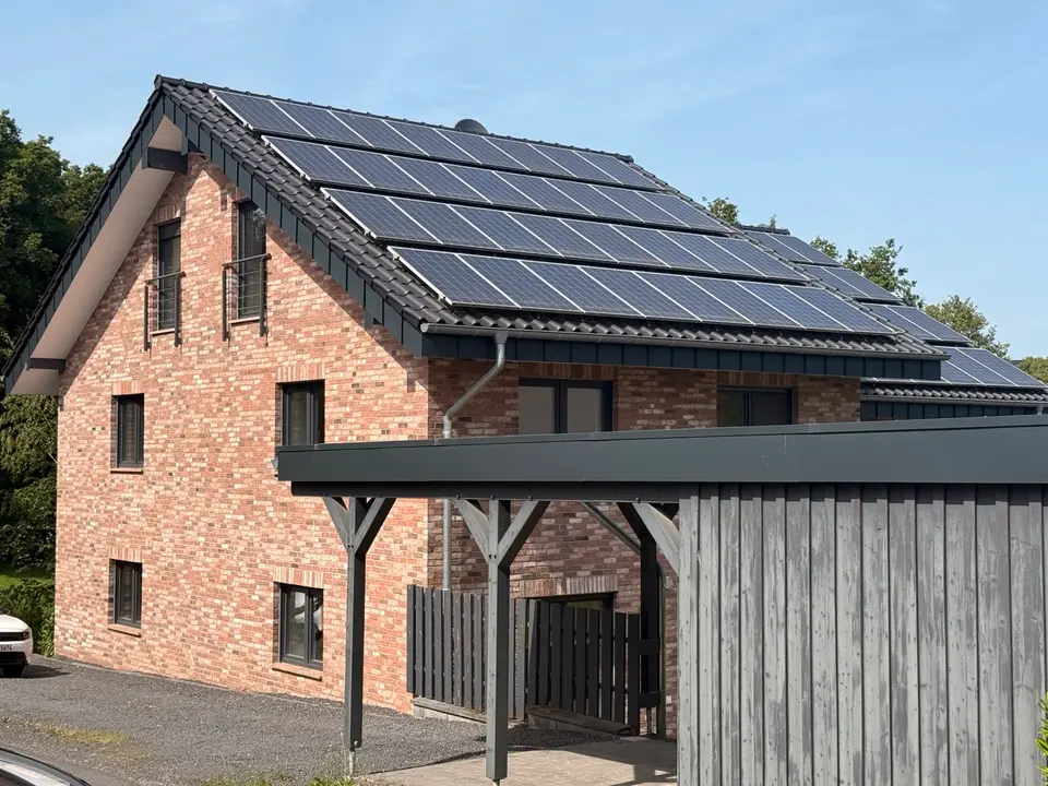 5 Zimmer Haus mit 189 m² in Lohmar – Bild 1