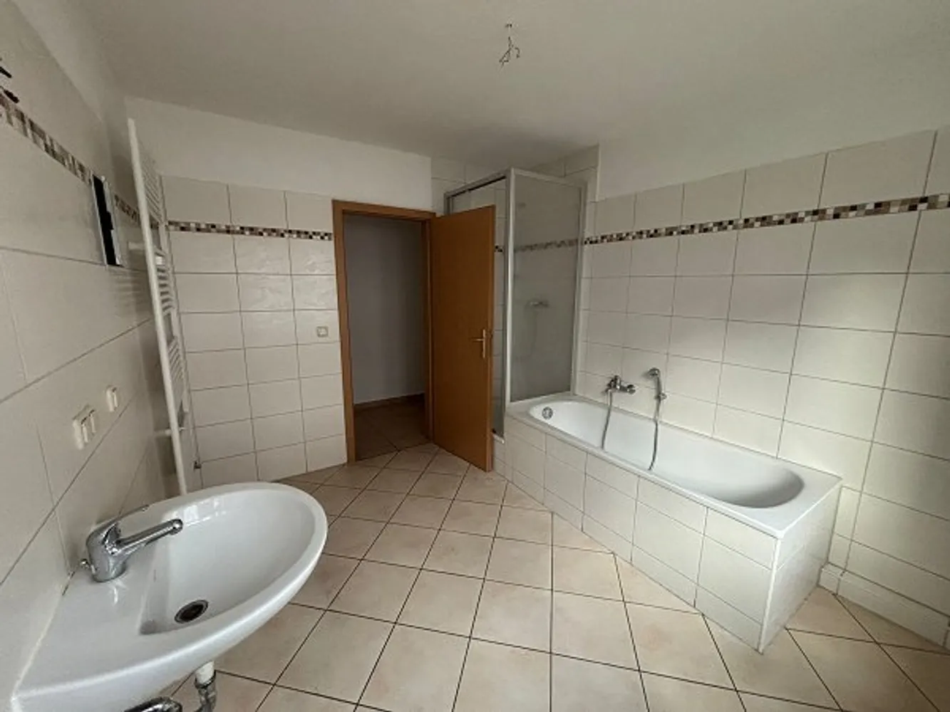 2 Zimmer Wohnung mit 66 m² in Magdeburg – Bild 5