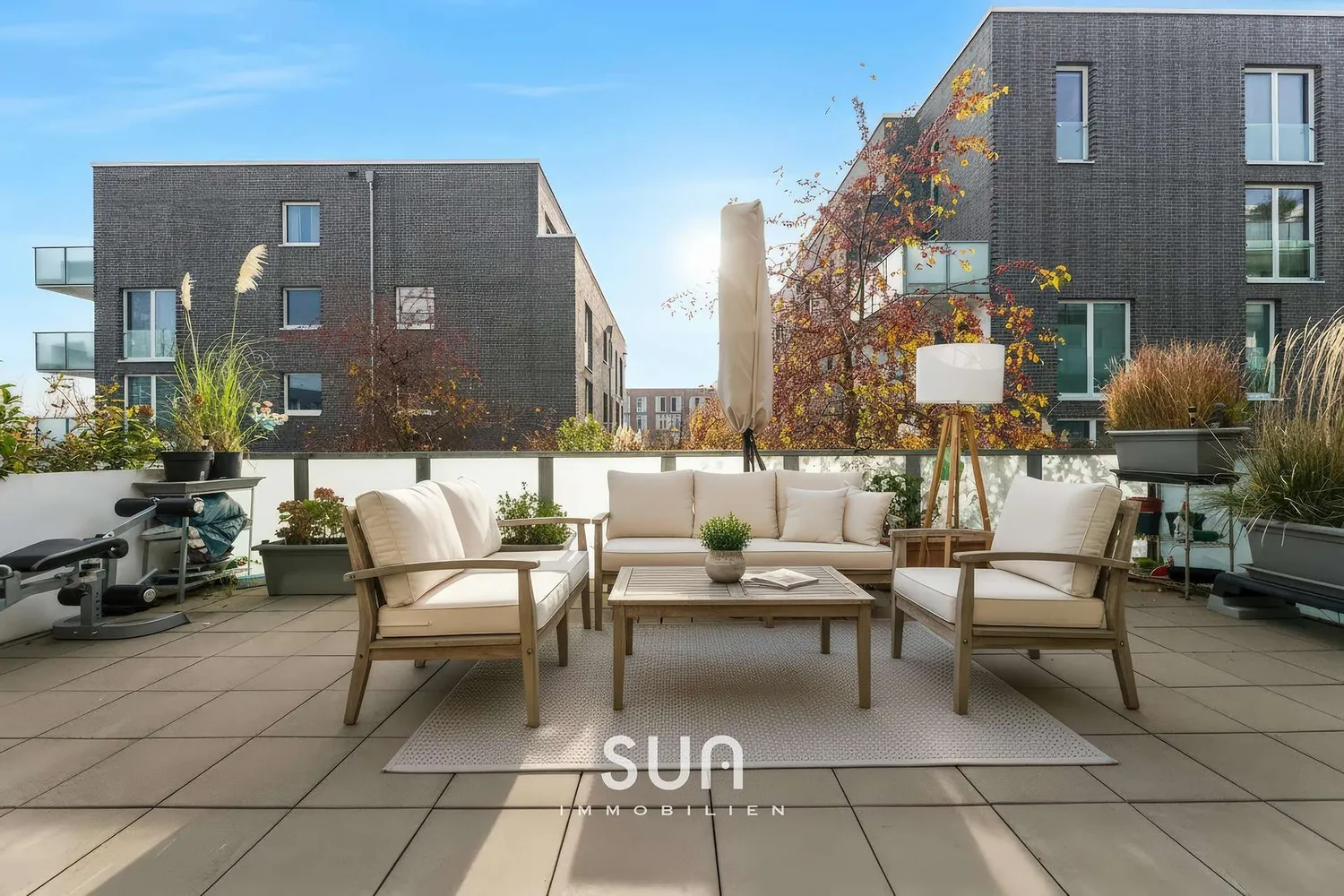 3 Zimmer Wohnung mit 115 m² in Frankfurt am Main – Bild 2