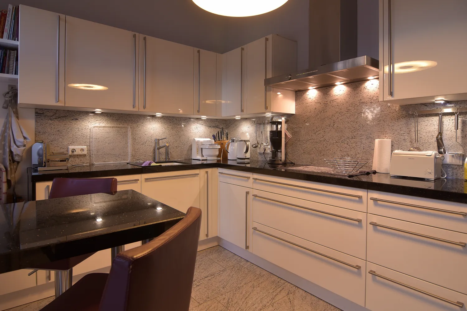 4 Zimmer Wohnung mit 172 m² in Dresden – Bild 6