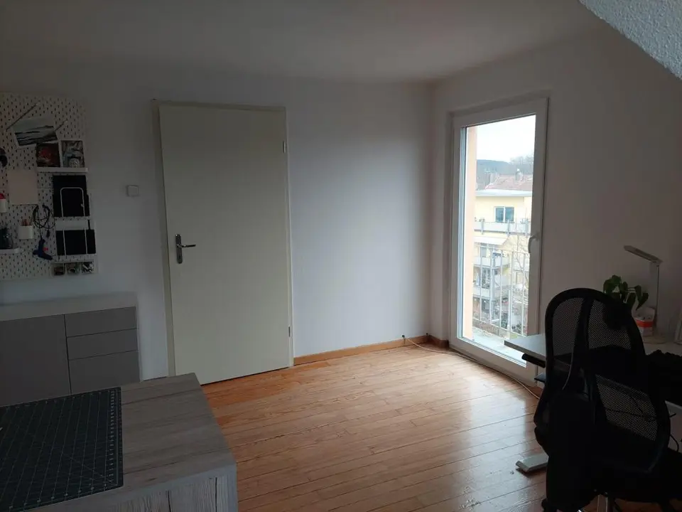 3 Zimmer Wohnung mit 65 m² in Saarbrücken – Bild 2