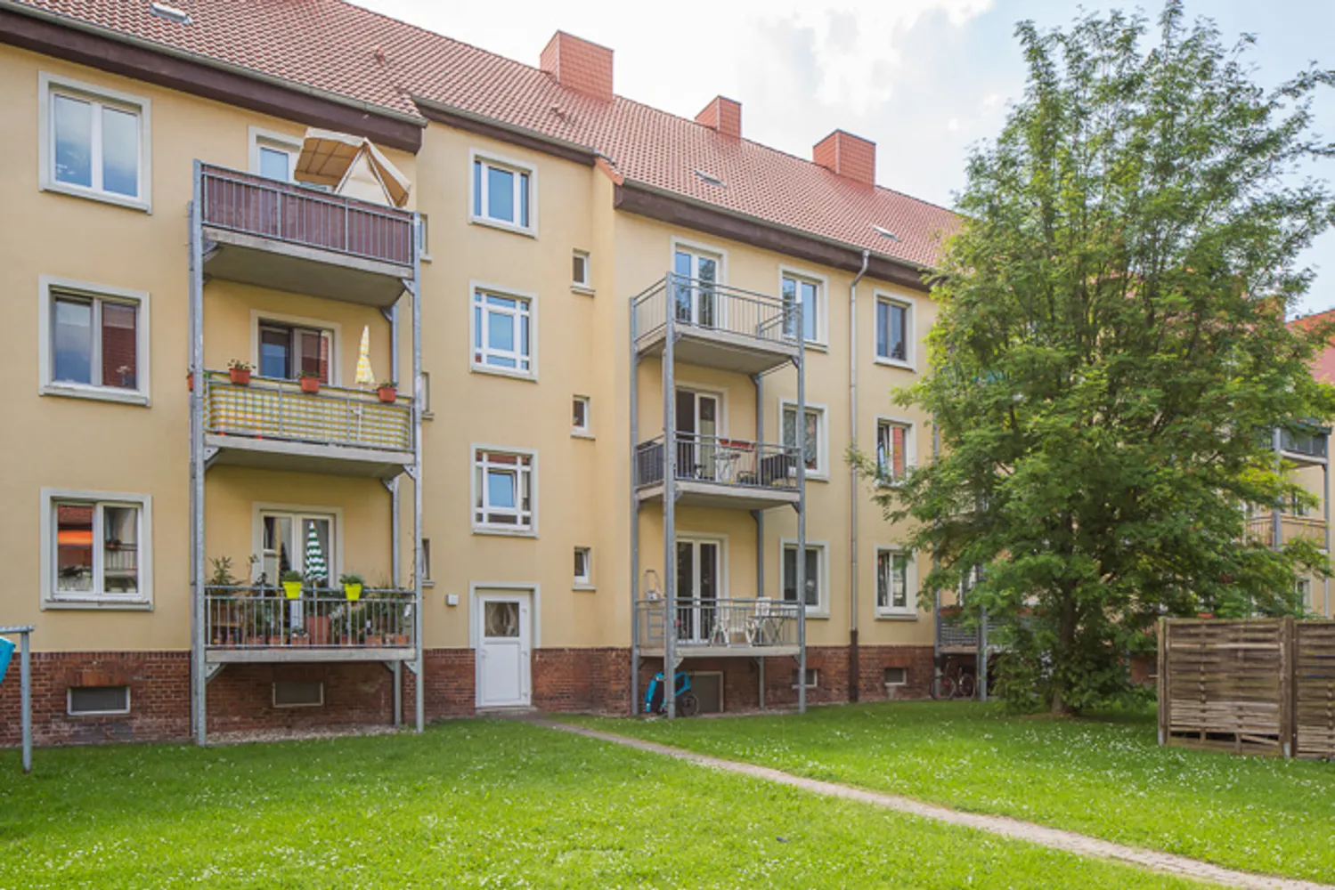 2 room apartment with 65 m² in Magdeburg – Photo 9