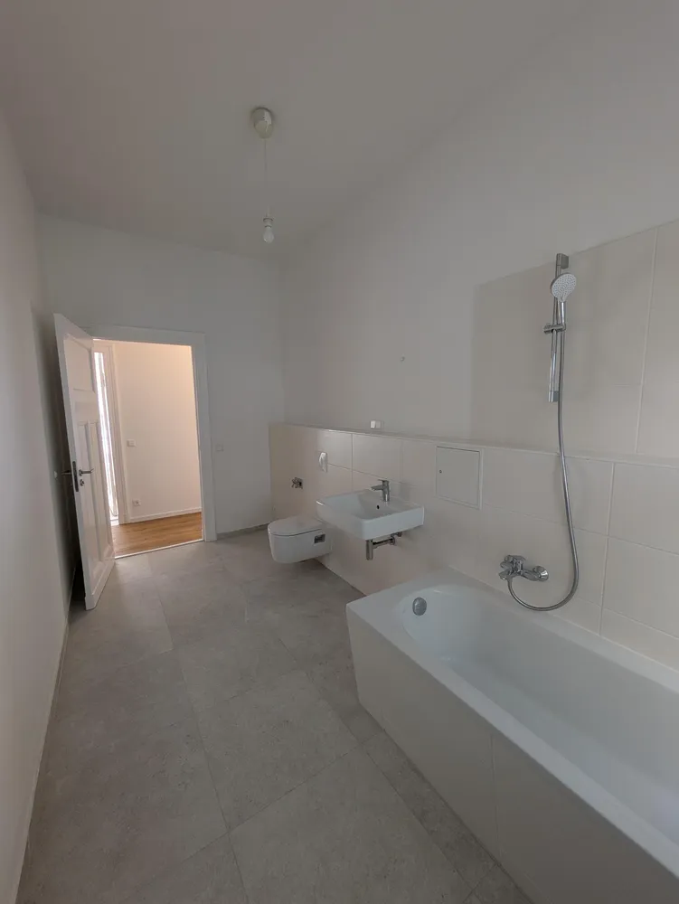 3 Zimmer Wohnung mit 97 m² in Berlin – Bild 4