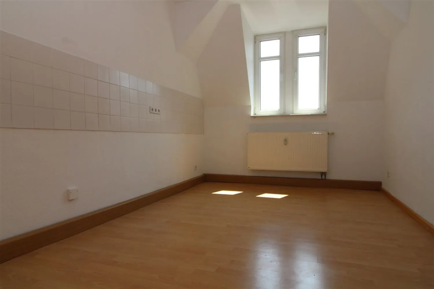 2 Zimmer Wohnung mit 53 m² in Plauen – Bild 3