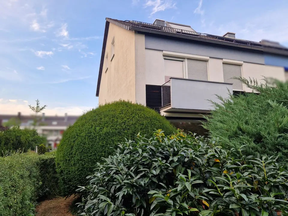 6 Zimmer Haus mit 135 m² in Erlangen – Bild 2