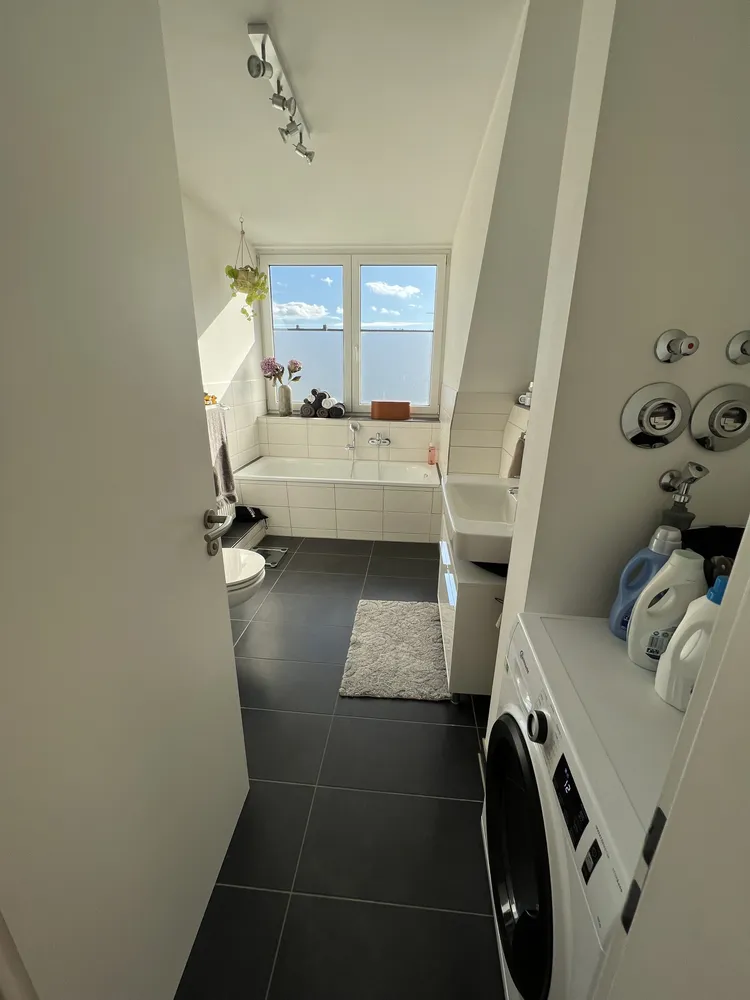 2 Zimmer Wohnung mit 79 m² in Hamburg – Bild 7