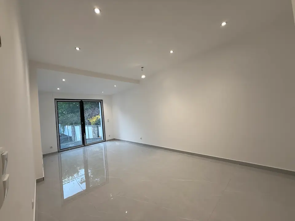 7 Zimmer Wohnung mit 250 m² in Essen – Bild 5
