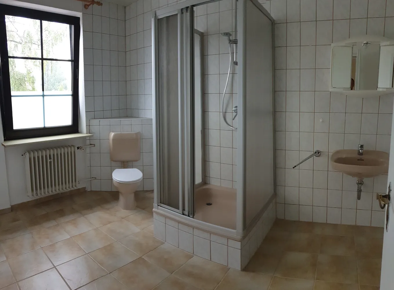 1 Zimmer Wohnung mit 16 m² in Homburg – Bild 2
