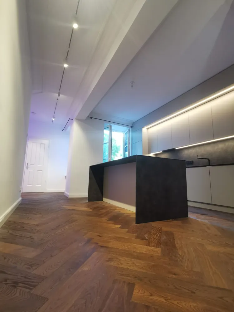 5 Zimmer Wohnung mit 142 m² in München – Bild 9