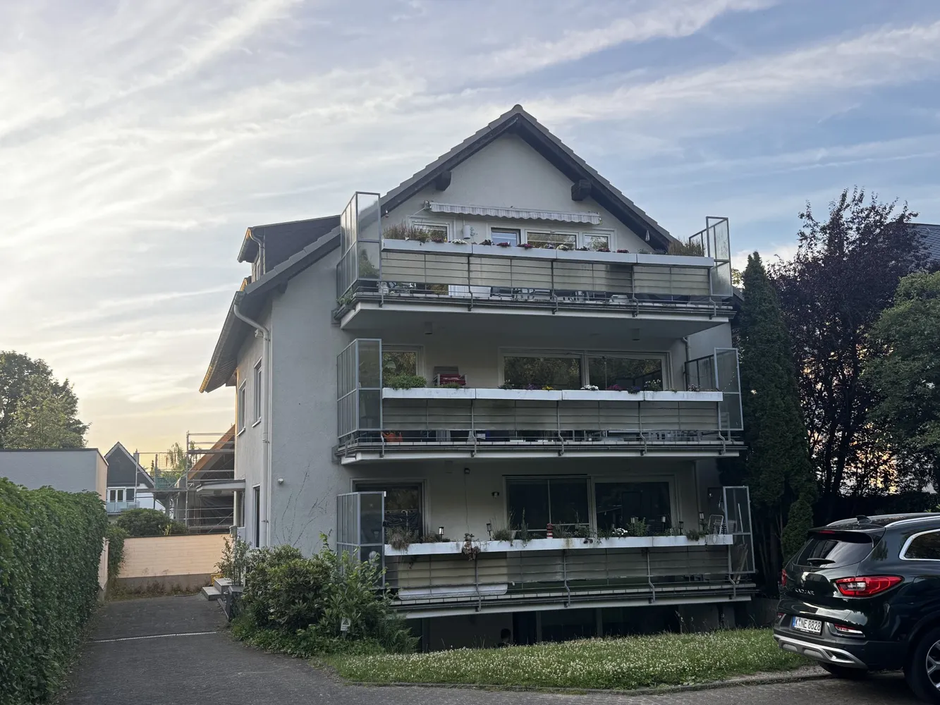 4 Zimmer Wohnung mit 114 m² in Köln – Bild 1