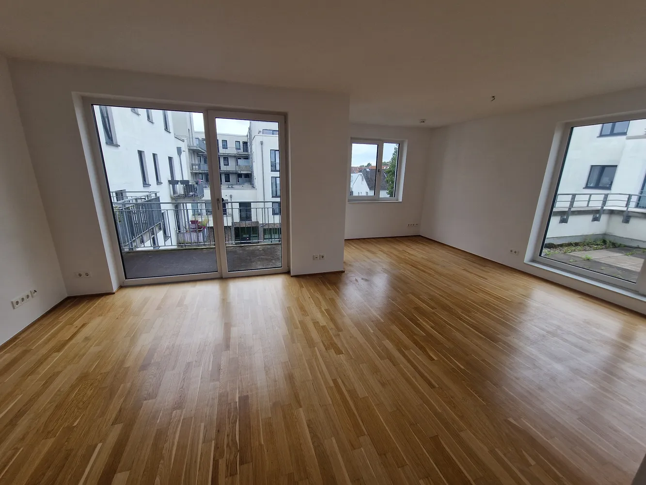5 Zimmer Wohnung mit 126 m² in Hamburg – Bild 1