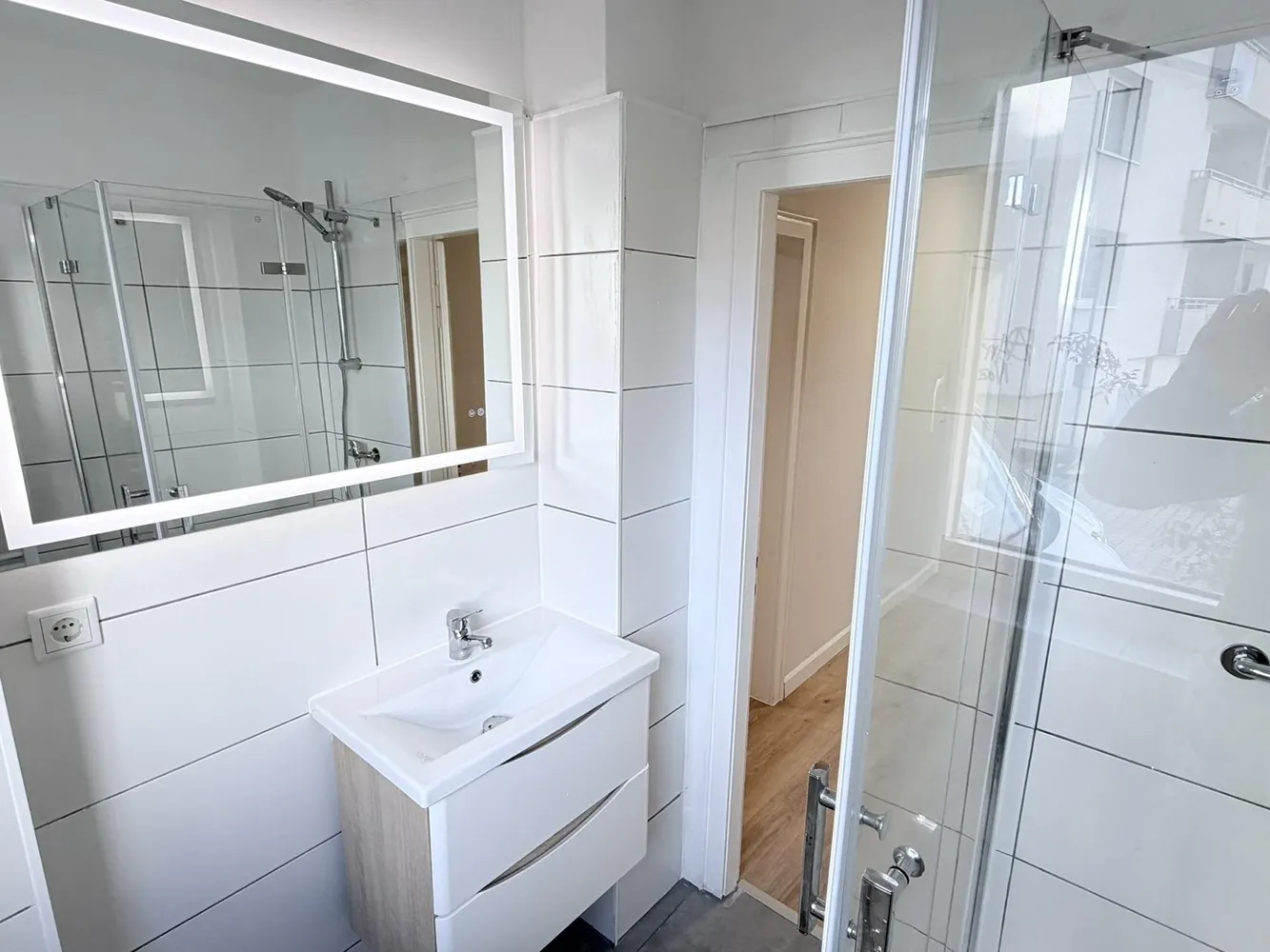 2 Zimmer Wohnung mit 69 m² in Wuppertal – Bild 2