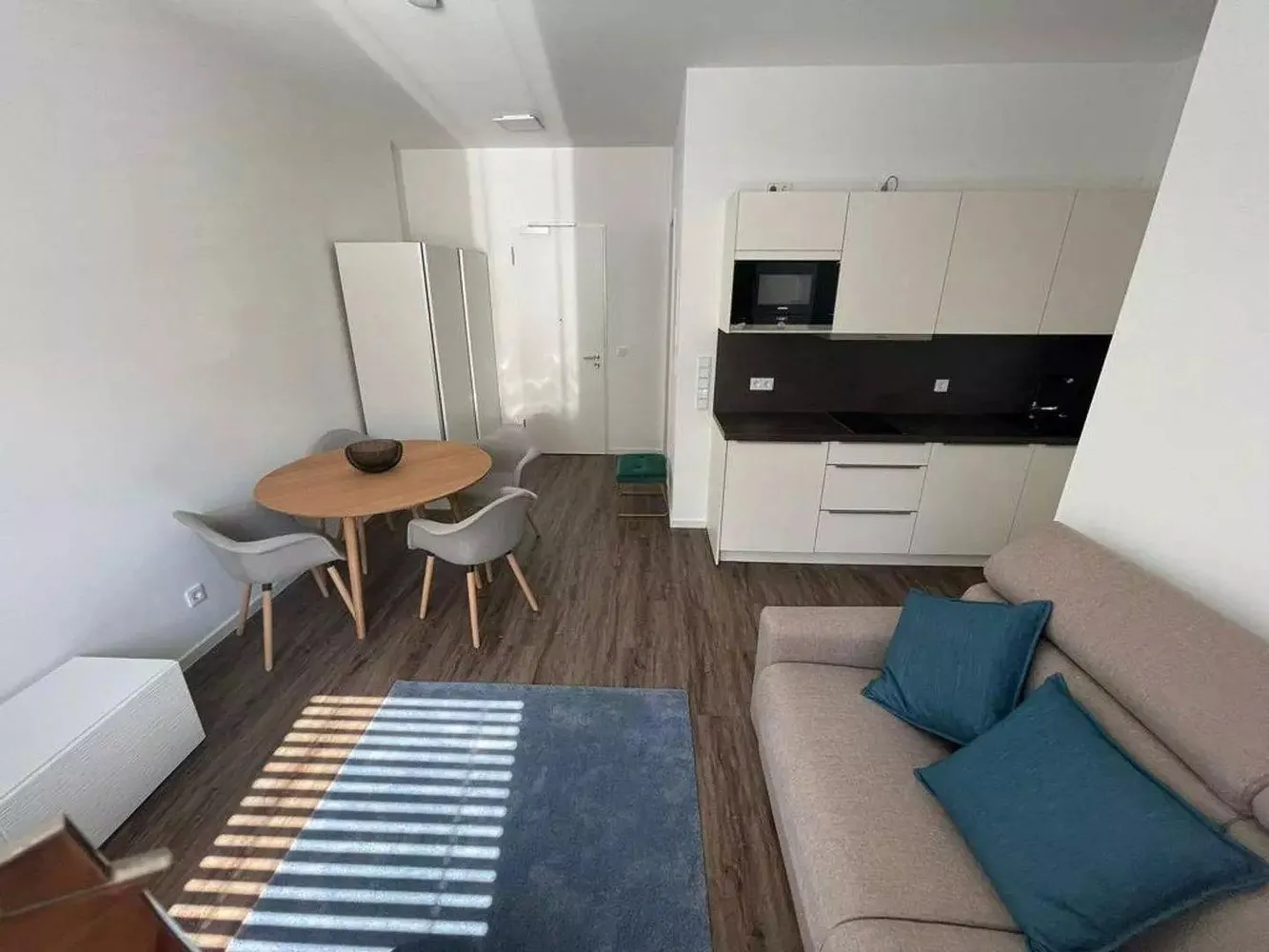 1 Zimmer Wohnung mit 25 m² in Frankfurt am Main – Bild 6