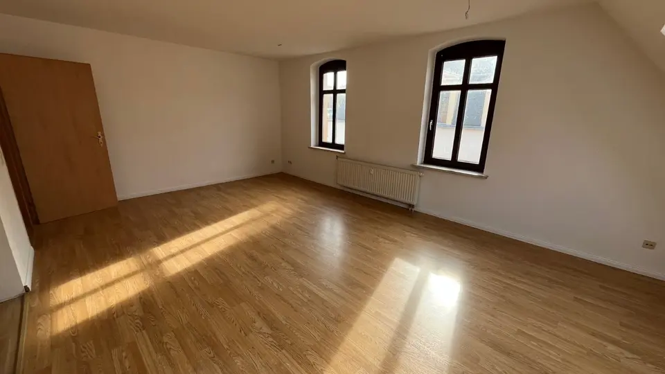 2 Zimmer Wohnung mit 51 m² in Werdau – Bild 2