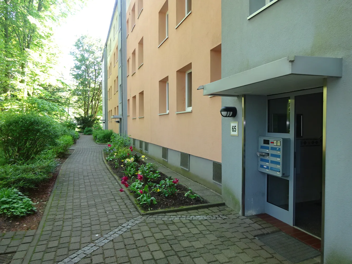 3 Zimmer Wohnung mit 65 m² in Bremen – Bild 2