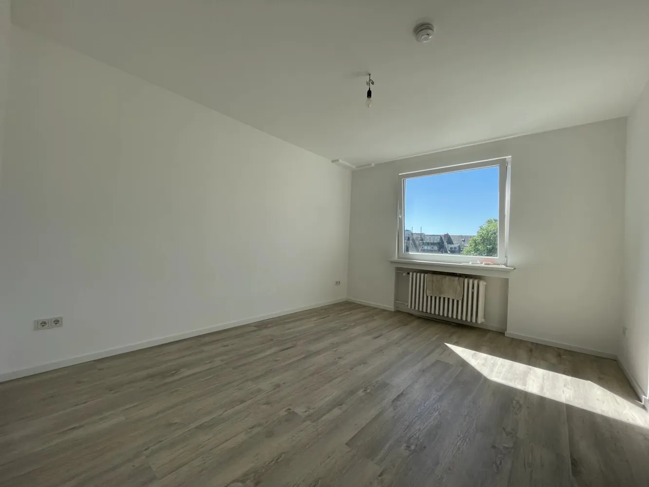 2 Zimmer Wohnung mit 42 m² in Köln – Bild 1