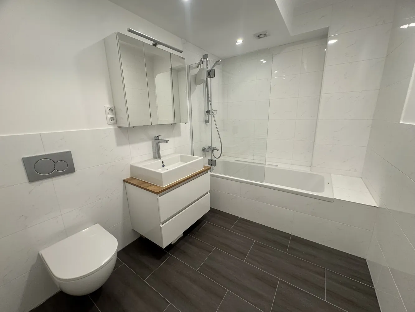 4 Zimmer Wohnung mit 110 m² in Frankfurt am Main – Bild 4