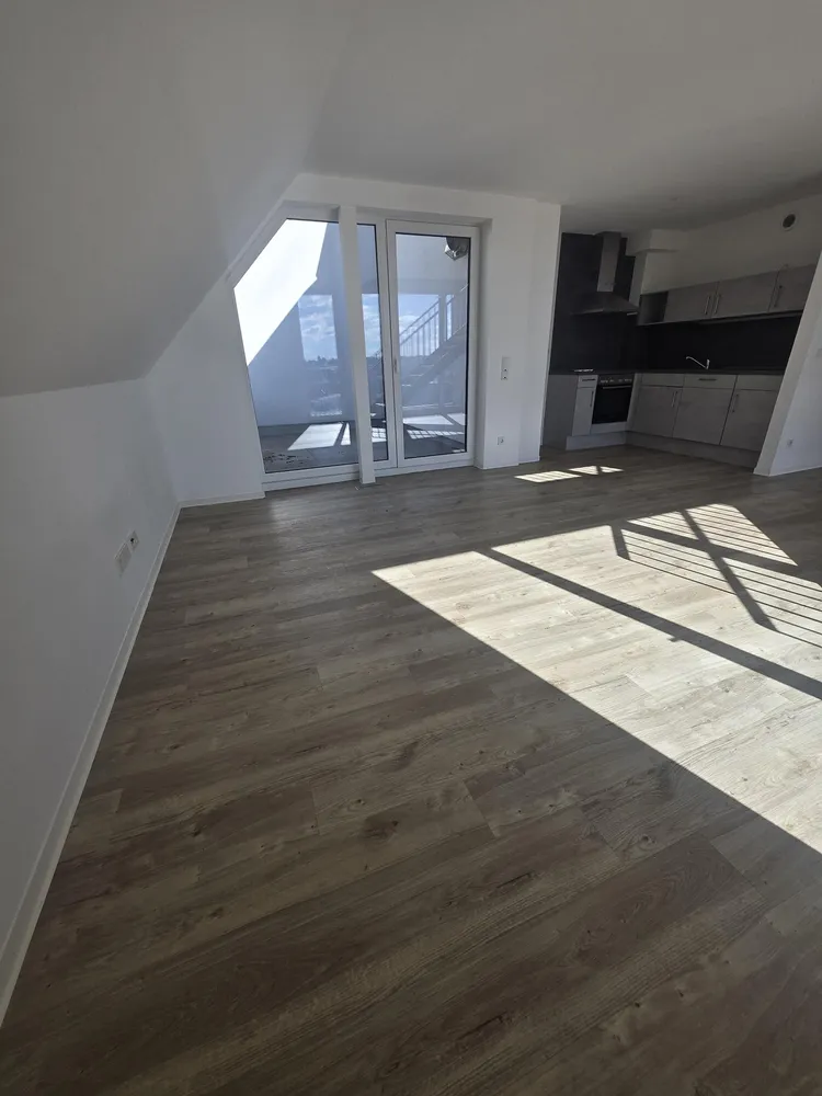 3 room apartment with 95 m² in Frankfurt am Main – Photo 1