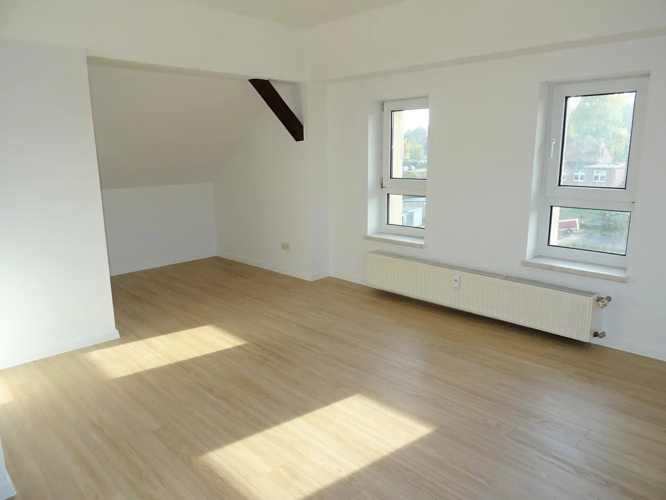 2 Zimmer Wohnung mit 51 m² in Werdau – Bild 3