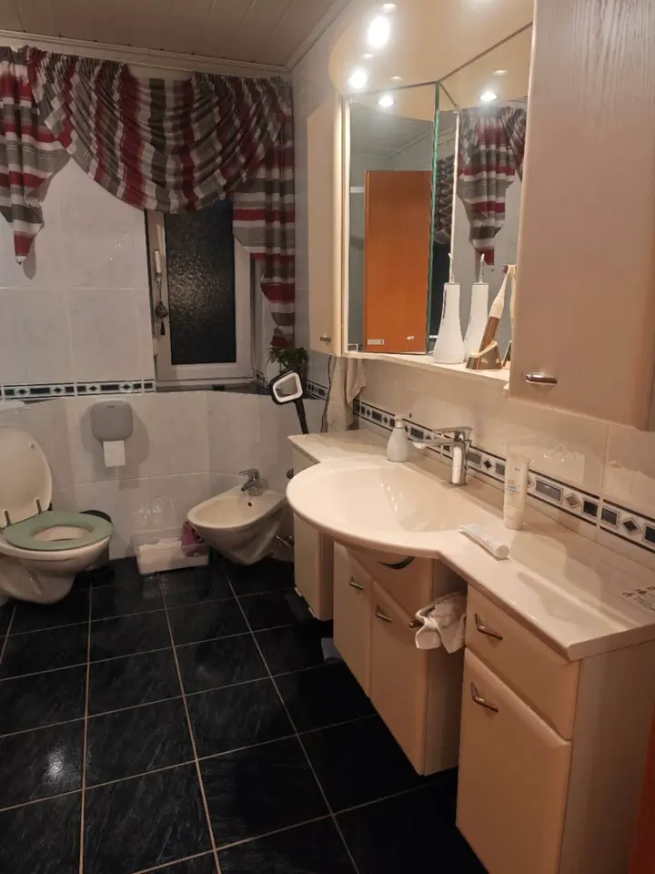 7 Zimmer Wohnung mit 200 m² in Wolfsburg – Bild 4