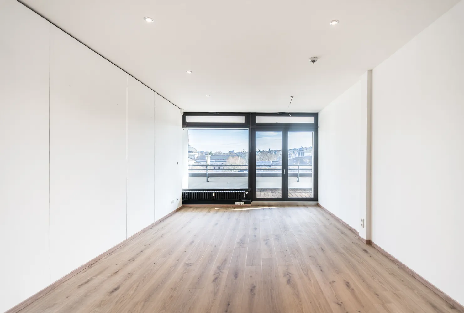 4 Zimmer Wohnung mit 280 m² in Wiesbaden – Bild 8